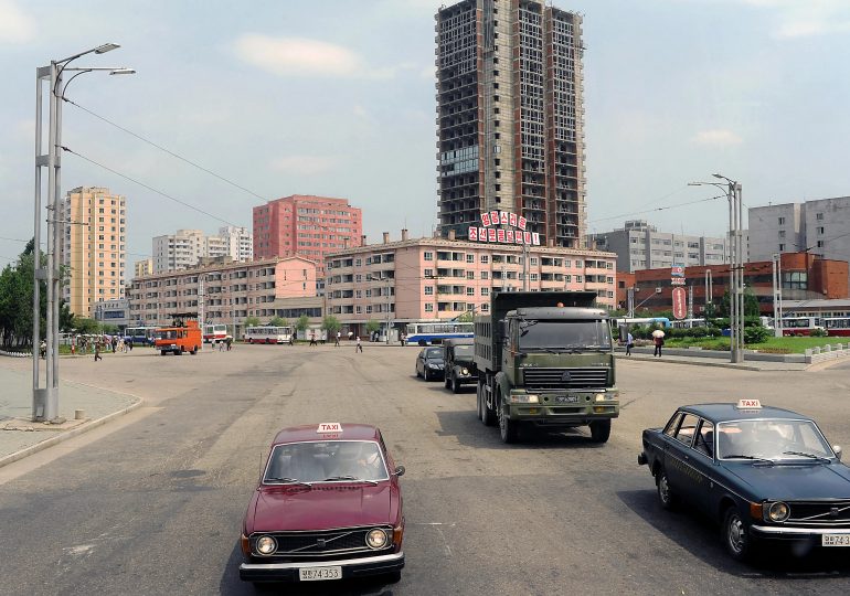 Kim Jong-un BANS dirty vehicles from entering North Korean capital – sparking boom in car washes outside city