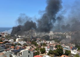 Tourists Stranded in Mexico After Cartel Violence Erupts: ‘I Watched Them Explode a Jeep’