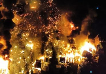 Horror moment raging inferno tears through town razing 1,000 homes to ground as shock pics reveal trail of destruction