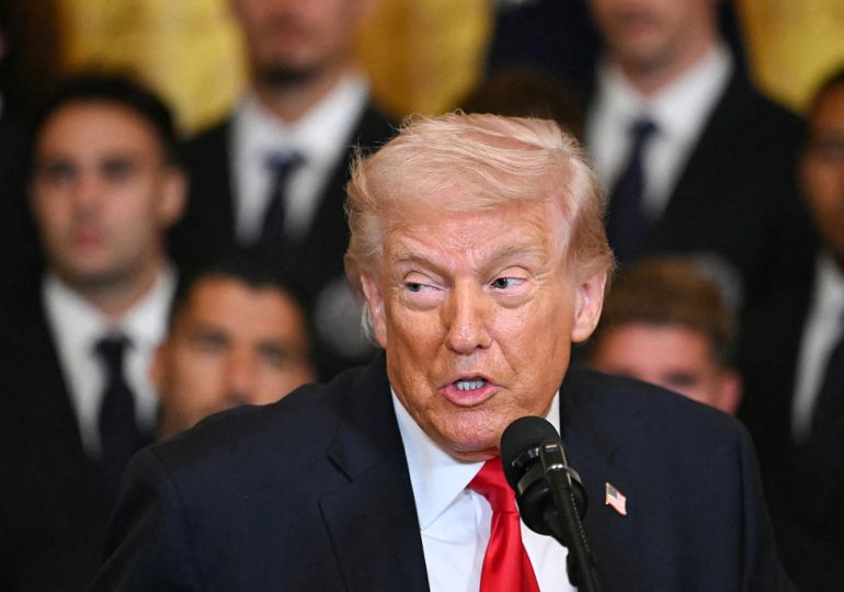 Trump Is Backing a Stock-Trading Ban That Doesn’t Ban Trading Stocks