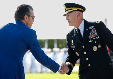 What to Know About the Army Chief Hegseth Ousted—and the General Who’s Taking Over