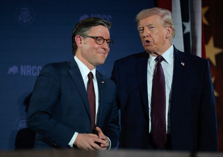 Democrats Demand GOP Leaders End Recess to Stop Trump's Iran War