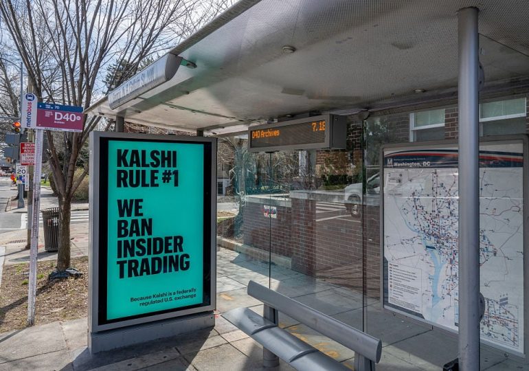 White House Reportedly Warns Staff Against Insider Trading As Lawmakers Raise Concerns